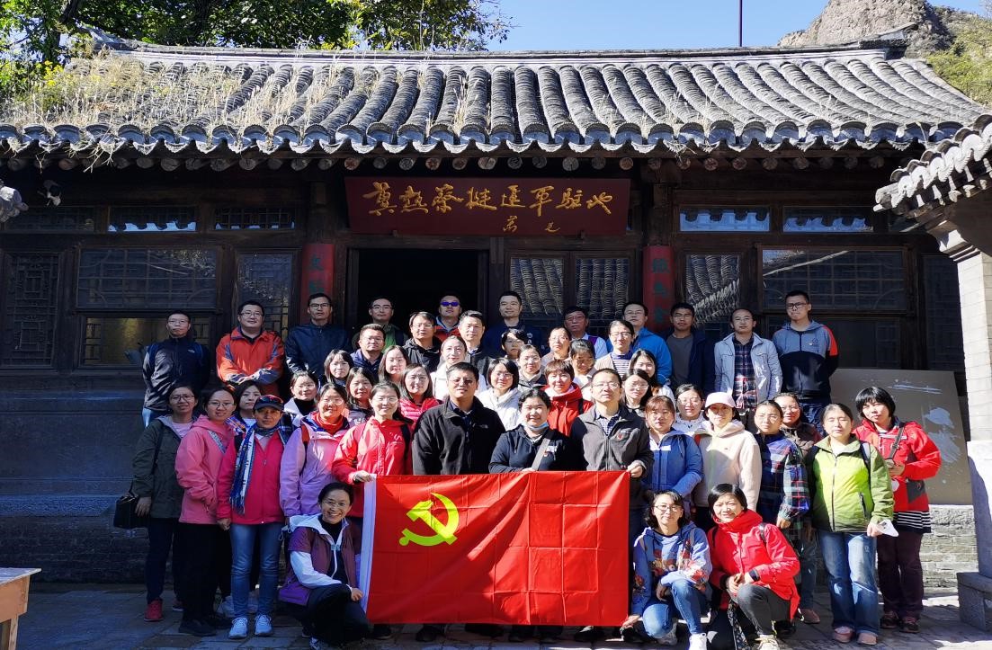 北京市知识产权局第六党支部开展“缅怀革命先烈、追寻红色记忆”联合党日活动1.jpg