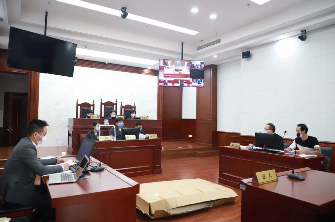 南昌知识产权法庭在南昌保护中心公开审理发明专利侵权纠纷案2.jpg
