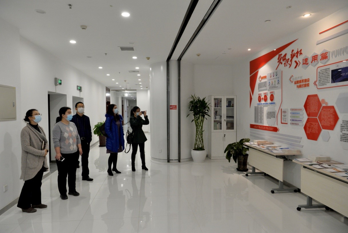 中国（深圳）知识产权保护中心赴北京保护中心调研交流1.jpg
