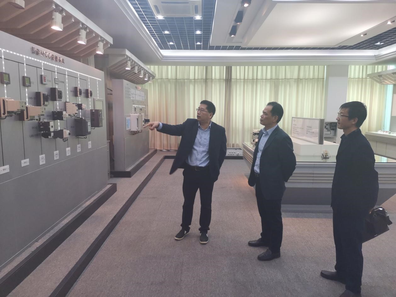 中国（苏州）知识产权保护中心赴常熟联合开展知识产权维权援助“金秋”行动1.jpg