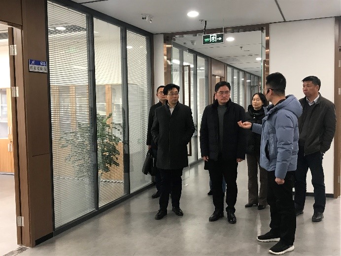通州区副区长陆忠华一行调研南通知识产权保护中心2.jpg