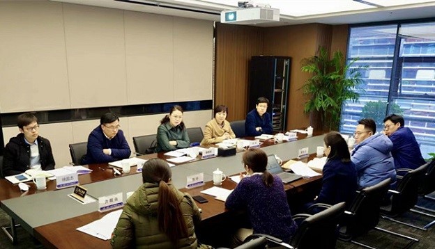 秦艳秋局长带队赴保护中心调研2.jpg