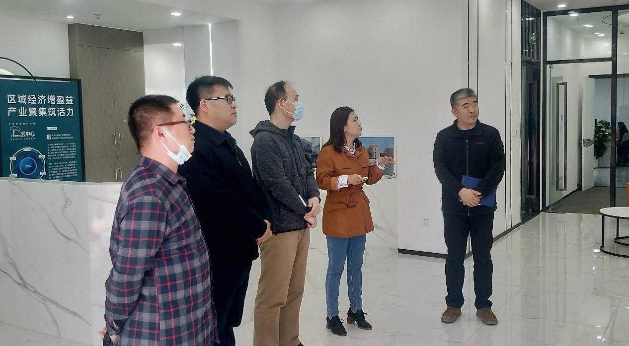 中关村知识产权保护中心走进翠湖云中心.jpg