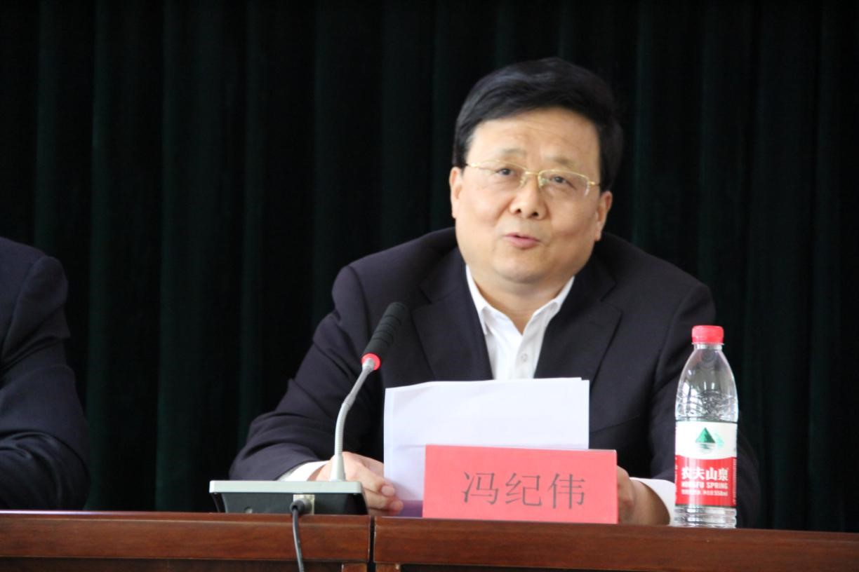 中国（潍坊）知识产权保护中心举办“4.26”世界知识产权日暨知识产权志愿者服务队授旗仪式4.jpg