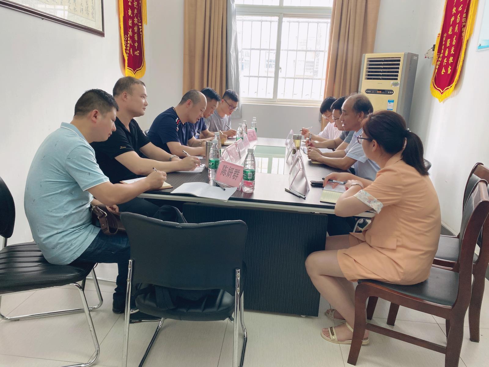 杭州制笔 学先进 找差距 增强服务产业发展能力.jpg