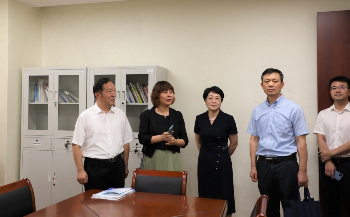徐州市局领导赴宁波知识产权保护中心调研3.jpg
