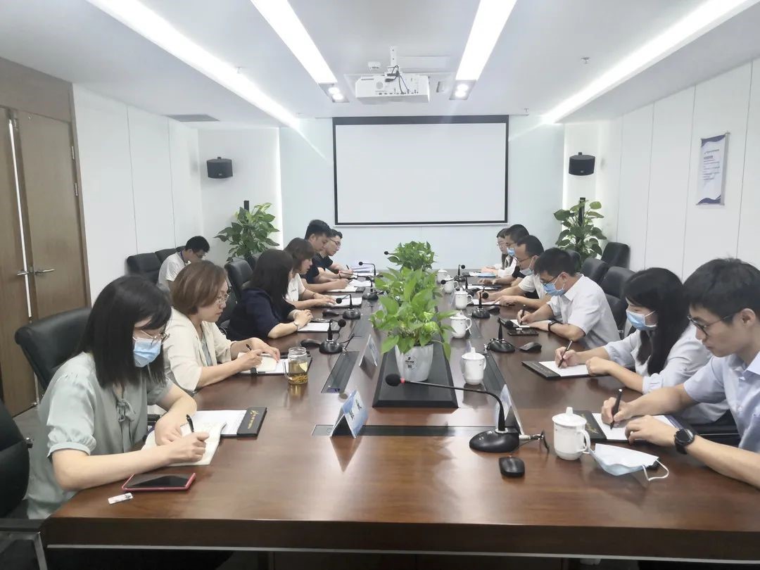 专利审查协作江苏中心领导到徐州保护中心交流指导2.jpg