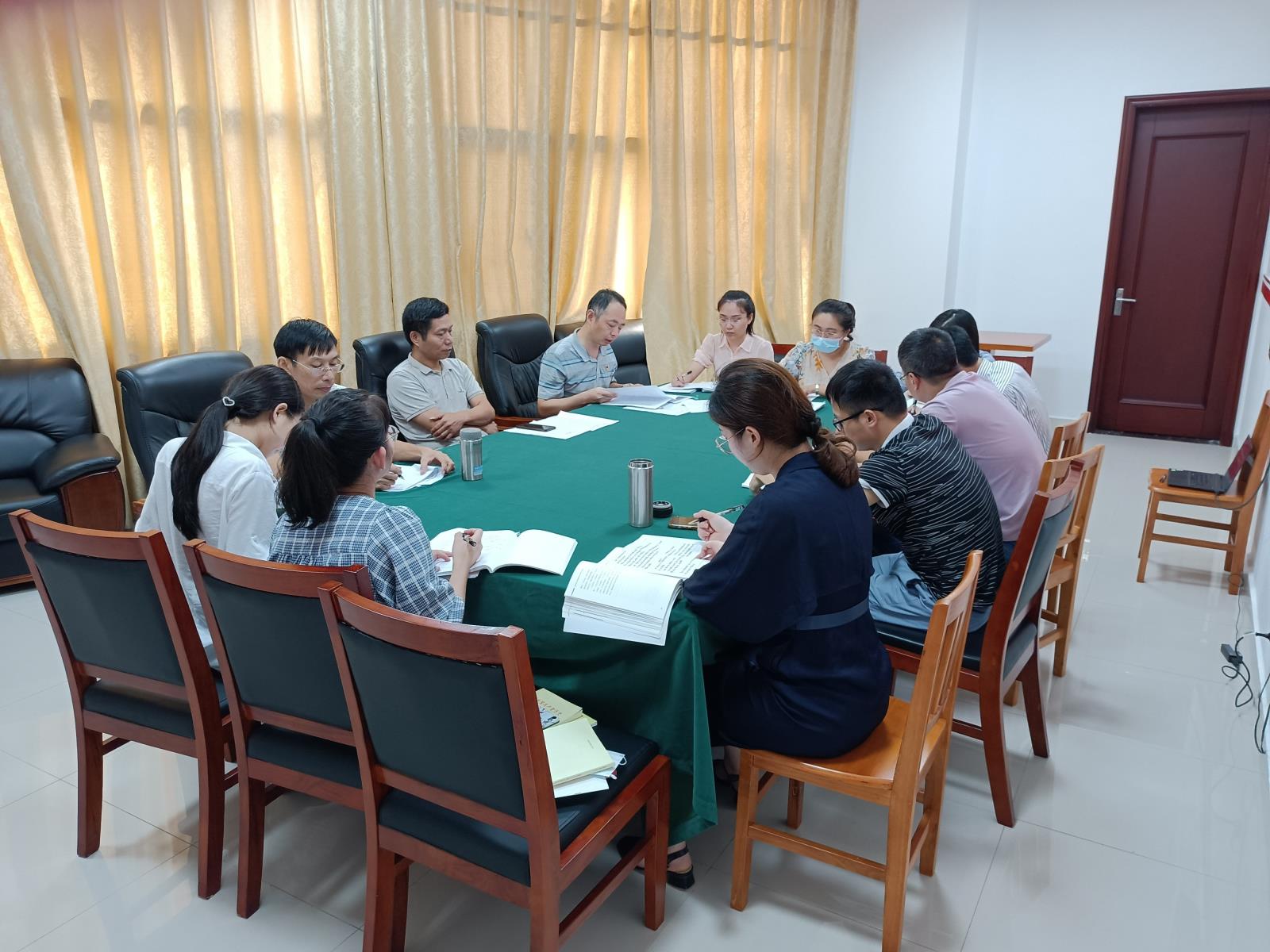 南昌保护中心党支部召开党史学习教育专题组织生活会2.jpg