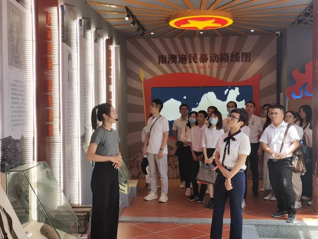 学党史悟思想，守纪律铸忠诚——市知识产权保护中心开展党史学习教育主题党日活动2.jpg