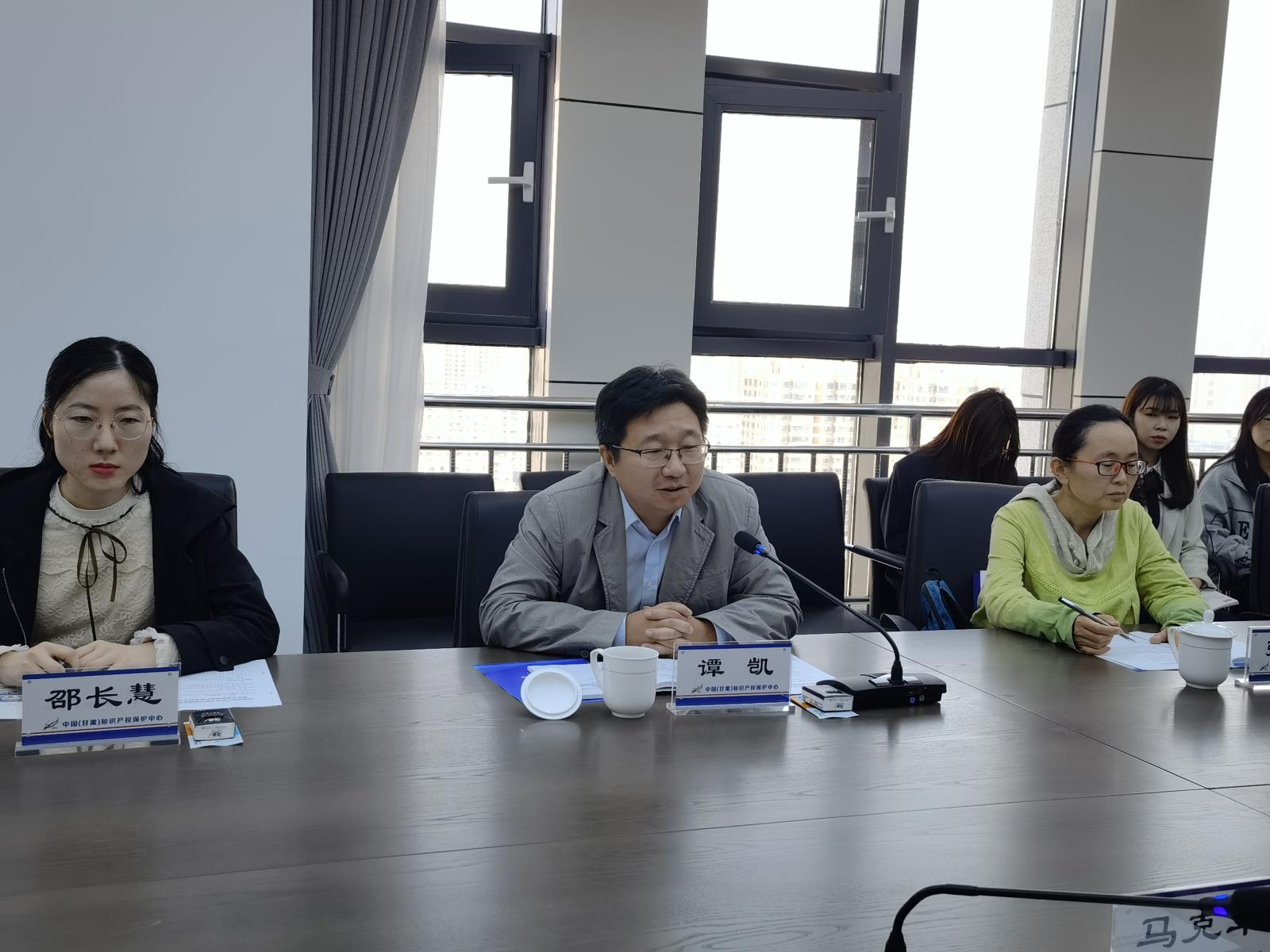 国家知识产权局专利局机械发明审查部来中心调研交流4.jpg