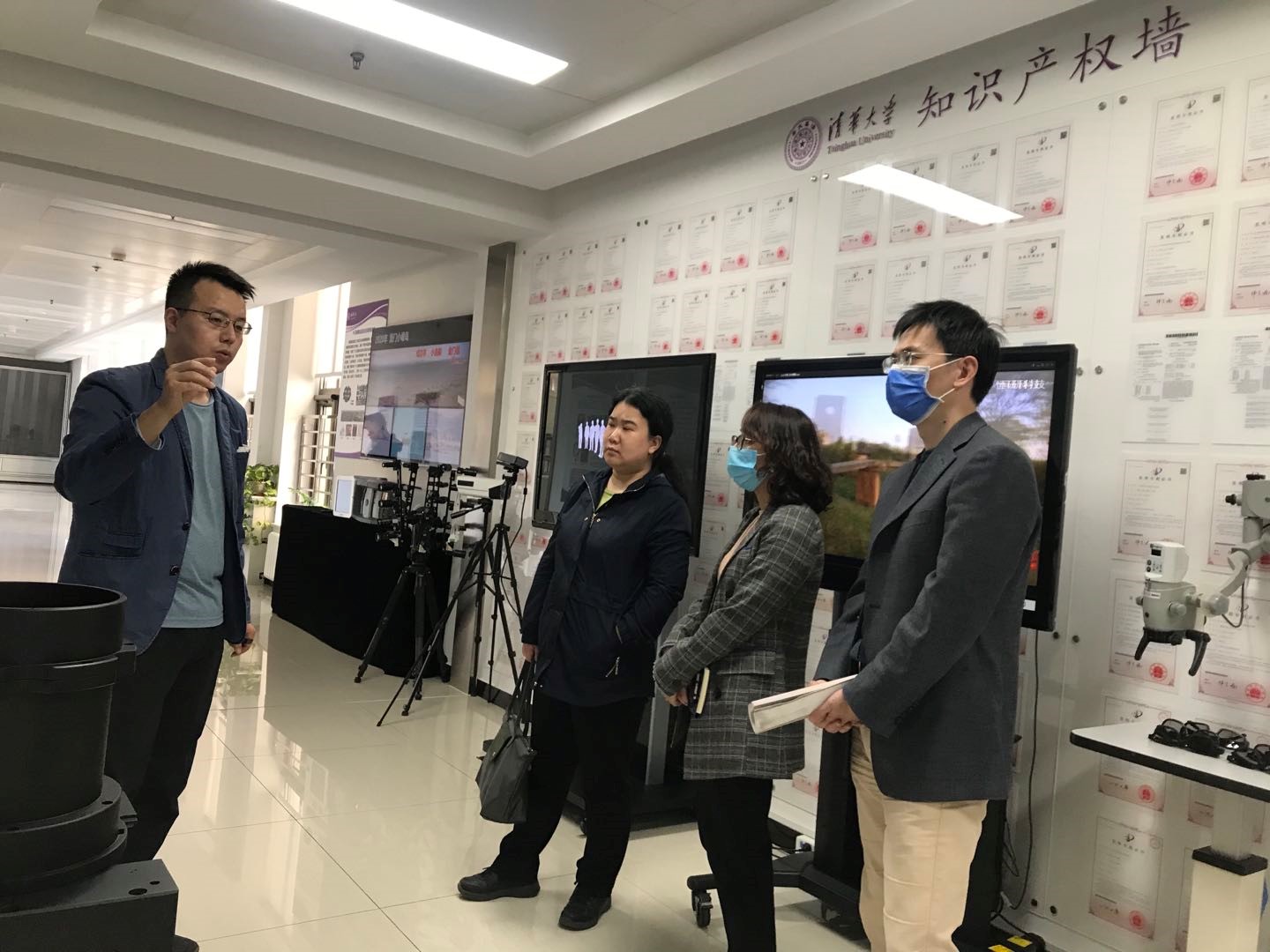 北京保护中心赴清华大学自动化系调研交流1.jpg