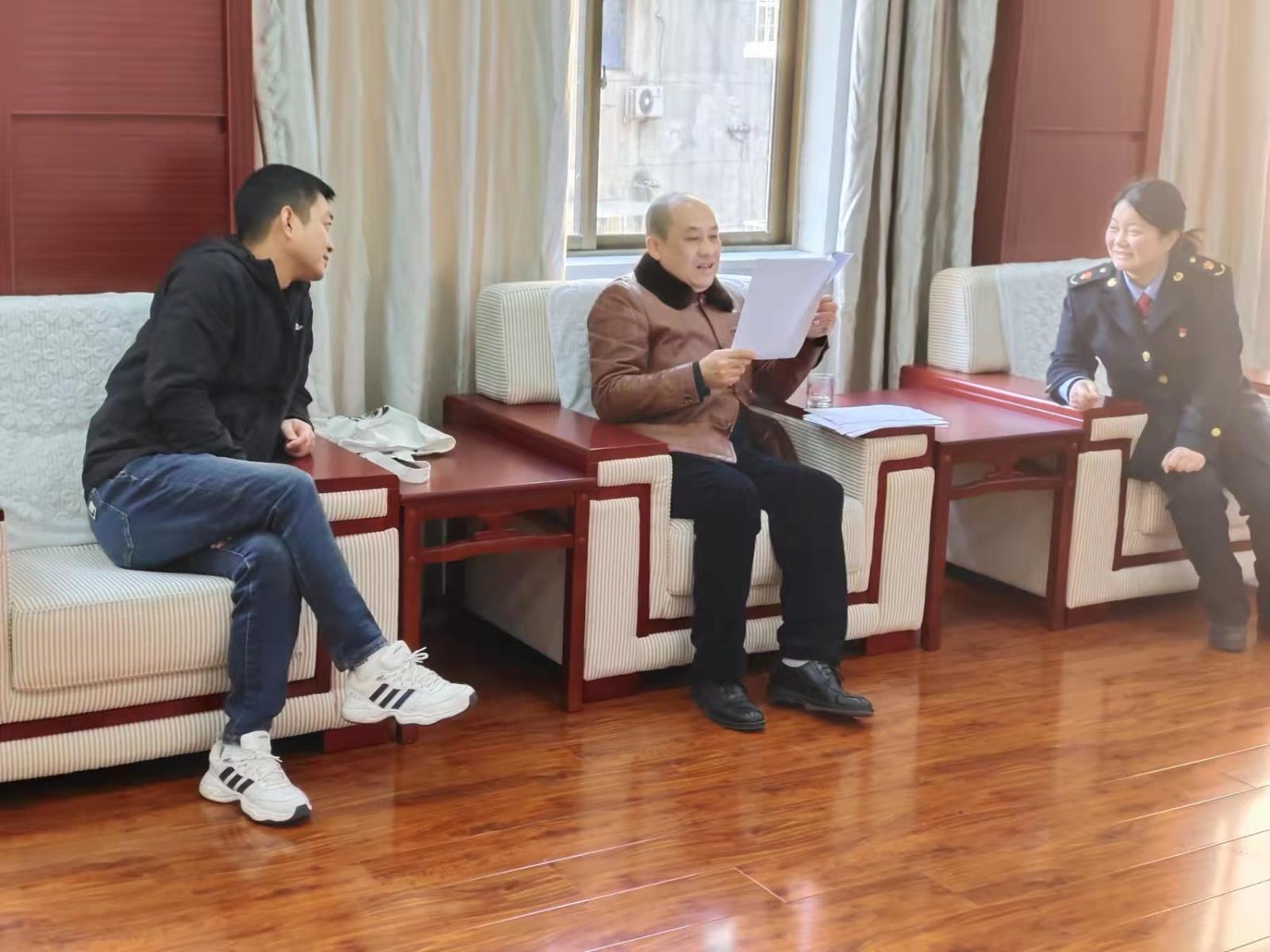市知识产权中心联合景德镇市场监督管理局积极开展企业知识产权保护工作.jpg