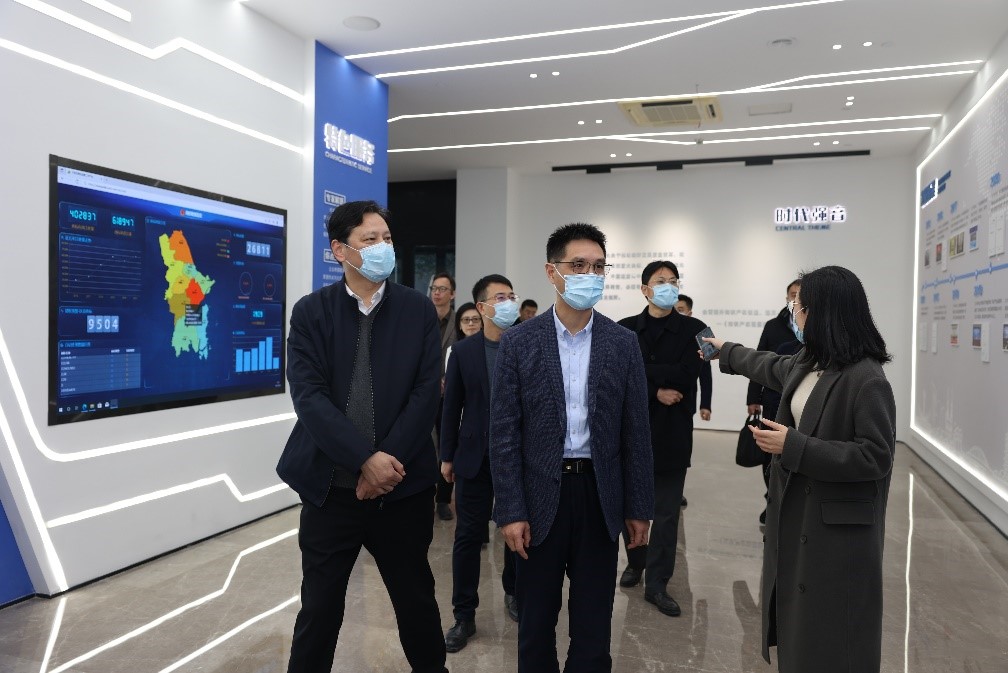 新闻稿—市委副秘书长孙骏现场调研综合体试运行情况2.jpg