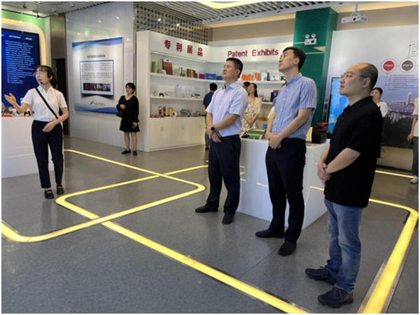 图1.png