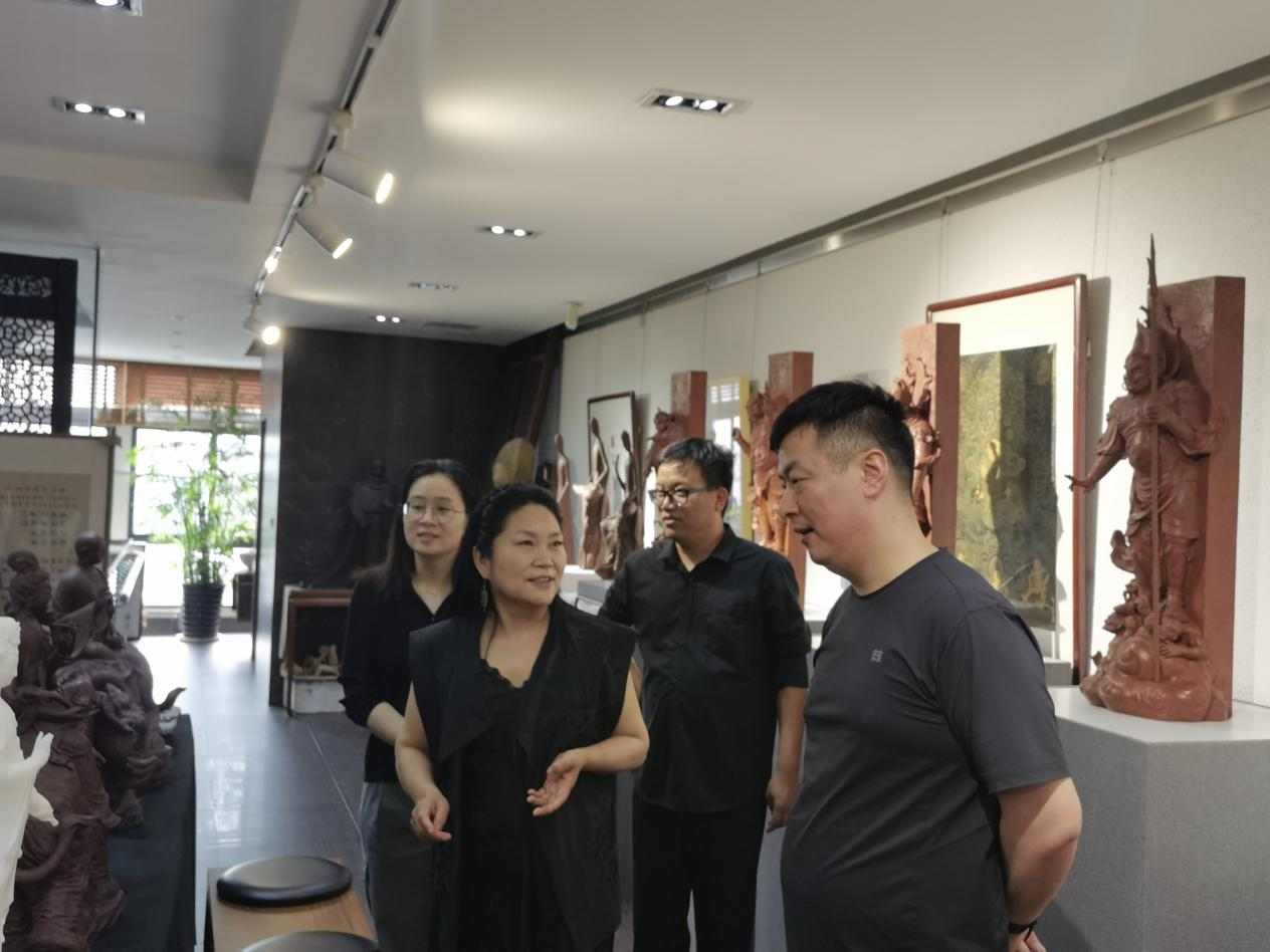 35宜兴市知识产权快速维权中心5.30-宜兴市知识产权快速维权中心走访本地陶瓷企业 提升服务质效 赋能创新发展.png