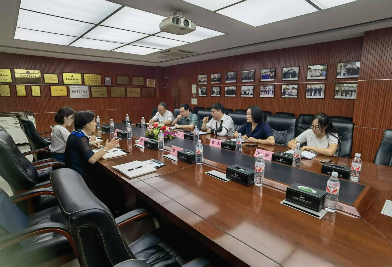 6.18知产赋能创新 助力“头雁”远航 ——南昌保护中心赴江西佳时特数控开展专项服务.png